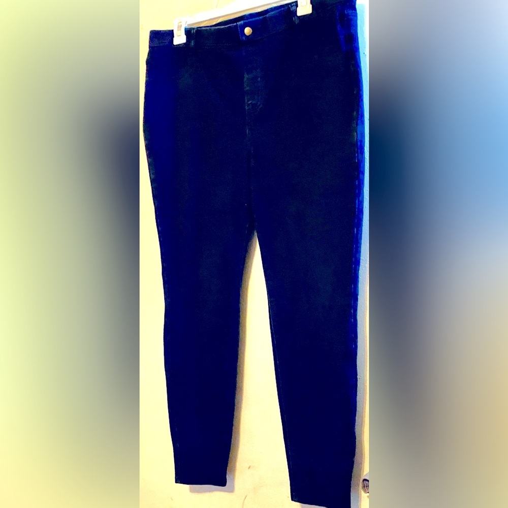 Time & Tru Dark Blue Stretchy Jeans, Size XL 16-18